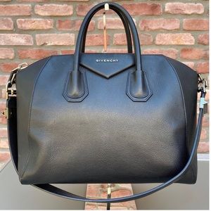 GIVENCHY MEDIUM ANTIGONA SHOULDER/HAND BAG